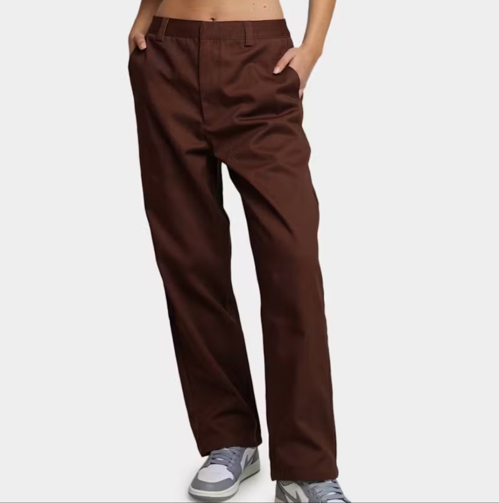 HUF skate pants in clay (brown color)